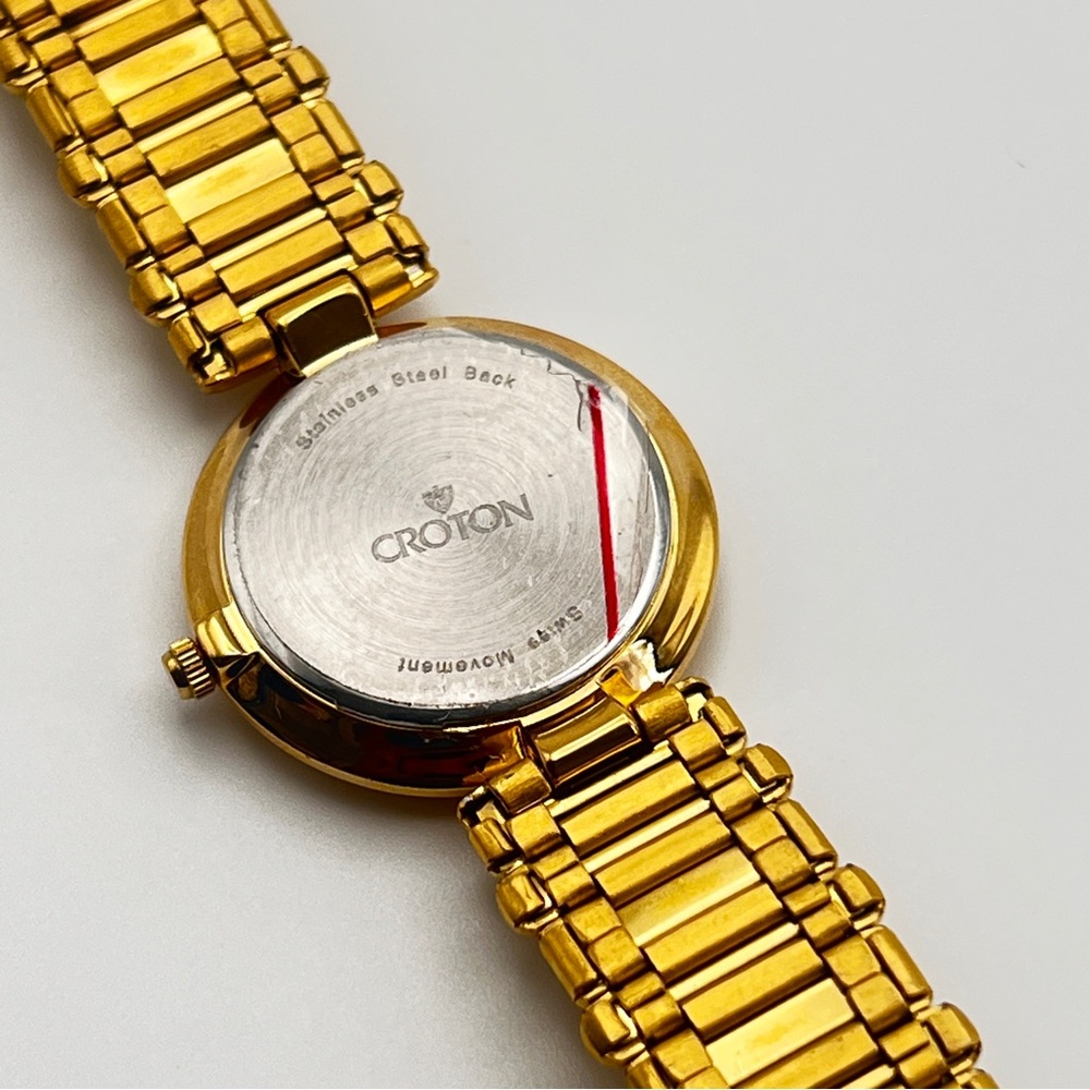 Vintage CROTON Ladies Gold Tone Watch Round Face Date Window 7.25” Bracelet - Picture 6 of 12
